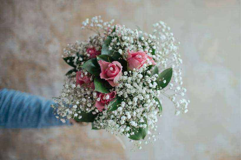 Red roses bouquet