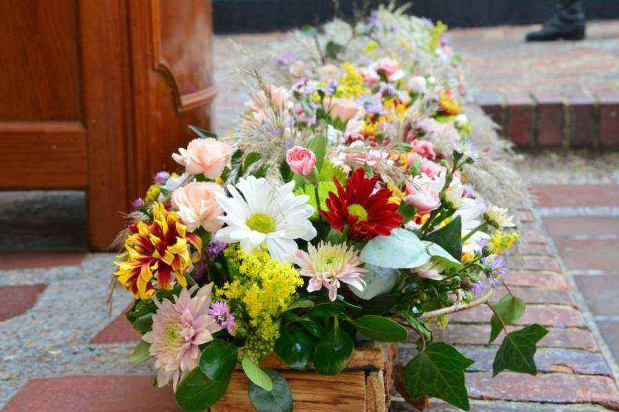 Luxury white bouquet