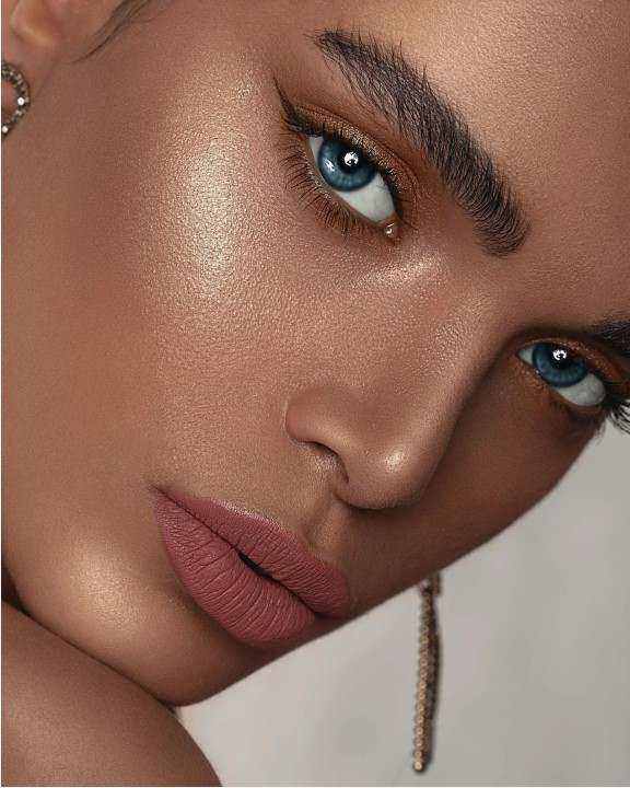 Customer face